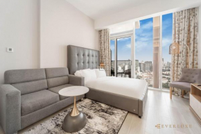 Everluxe Comfy Studio In Bloom Tower B